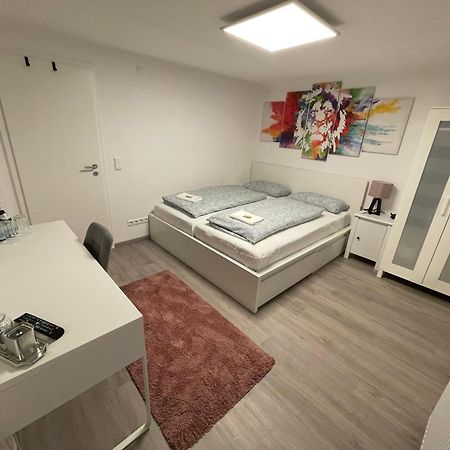 #3 Bequemes Zimmer Mit Pool Und Garten Memmingen Exteriér fotografie