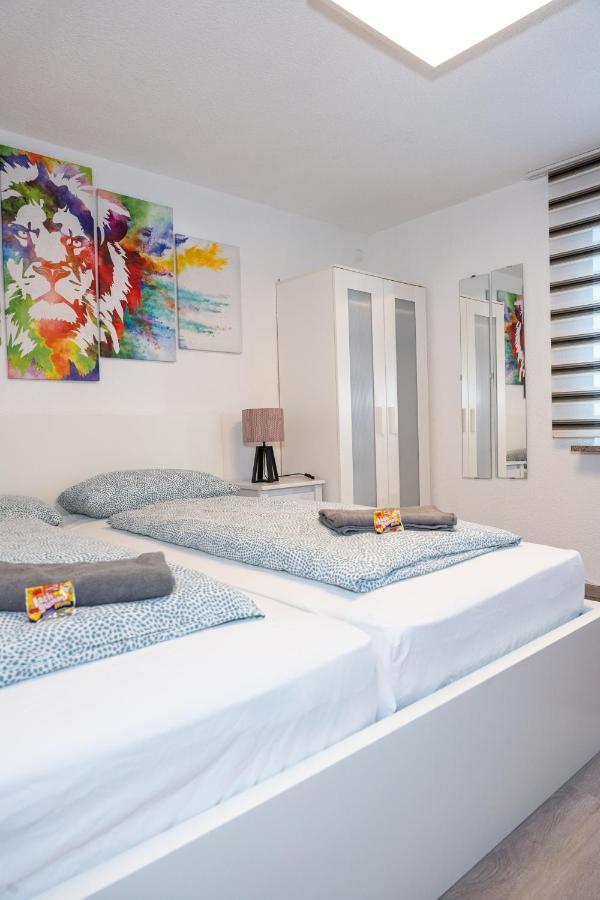 #3 Bequemes Zimmer Mit Pool Und Garten Memmingen Exteriér fotografie