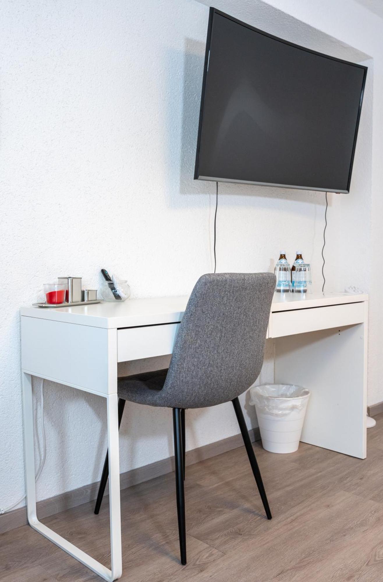 #3 Bequemes Zimmer Mit Pool Und Garten Memmingen Exteriér fotografie