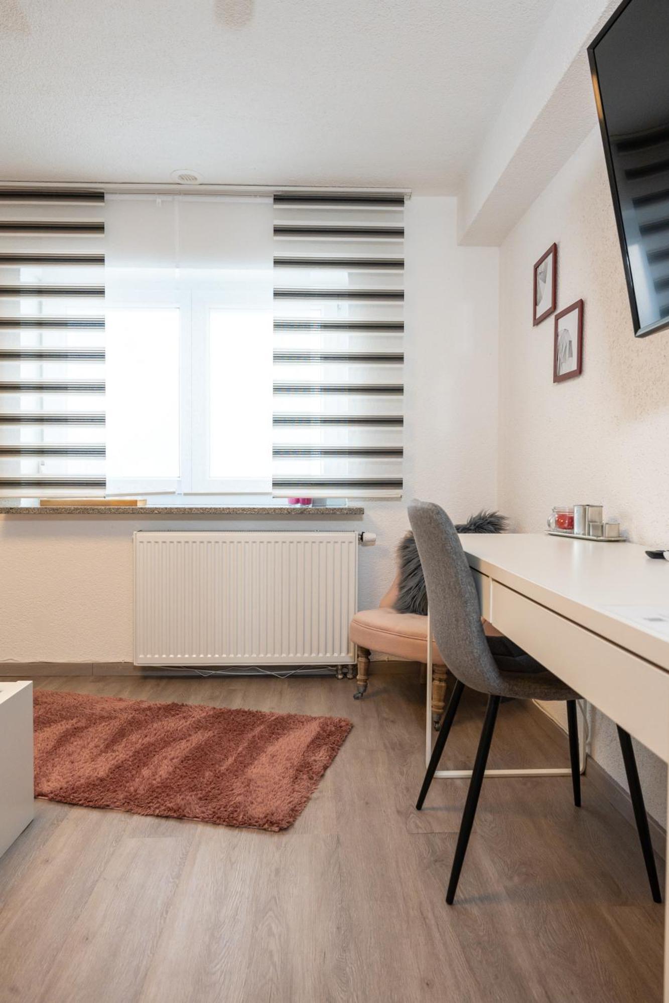 #3 Bequemes Zimmer Mit Pool Und Garten Memmingen Exteriér fotografie