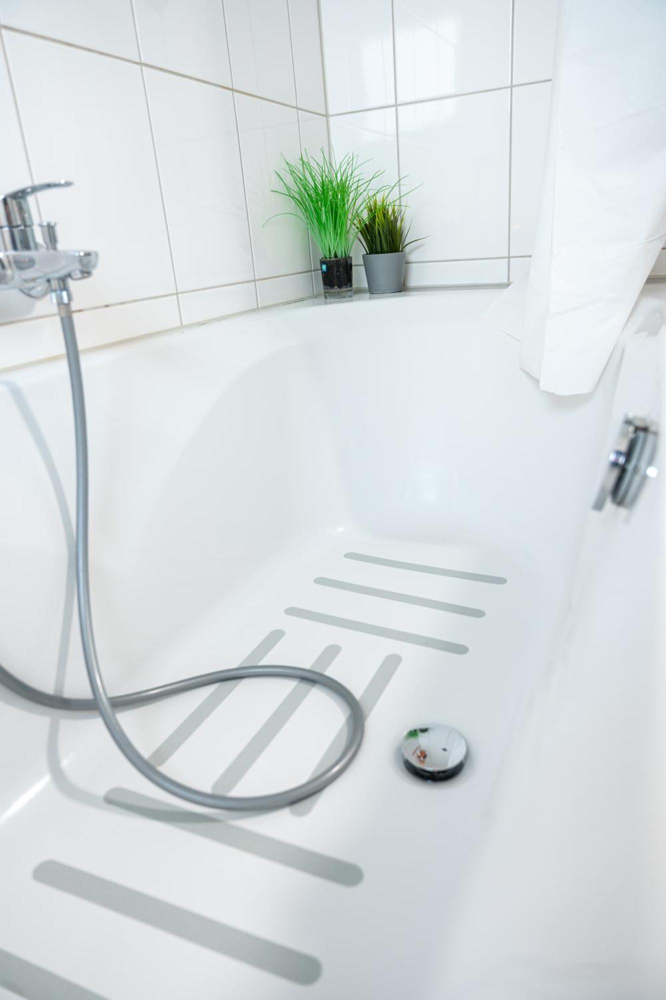 #3 Bequemes Zimmer Mit Pool Und Garten Memmingen Exteriér fotografie